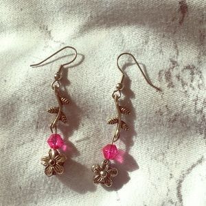 Silver daisy earrings hand made